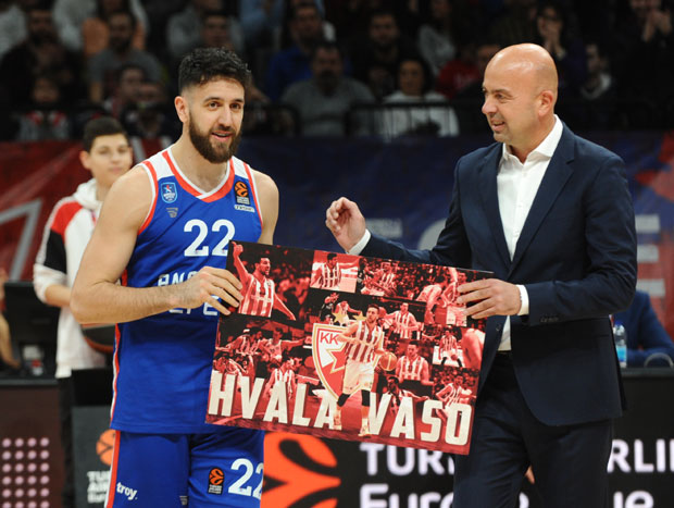 Може да остави дубок траг тамо: Мицић наредне сезоне иде у НБА!