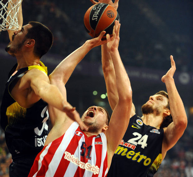 Звезду чека прави Фенер: Турски гигант у успону, црвено-бели без тренера