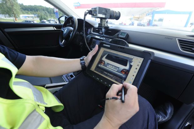 Возио код Земуна брже од 230 километара на сат: Ево какве казне је добио бахати возач