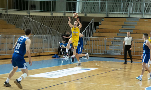 То се погађа једном у животу: Марко Луковић, за Новости, о кошу који је шокирао Цибону као некада Кецман (ВИДЕО)