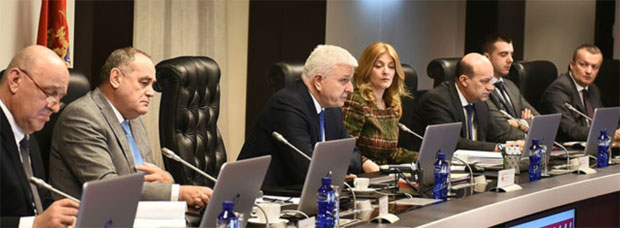 Ко су експерти Подгорице за преговоре са Митрополијом: Актер бекства пресуђеног убице, жена Срђе Дармановића и партнер Ане Ђукановић у афери Телеком!