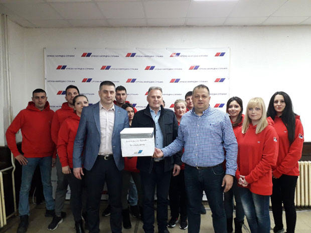 Напредњаци и коалициони партнери ПРВИ ПРЕДАЛИ листу у Новој Вароши