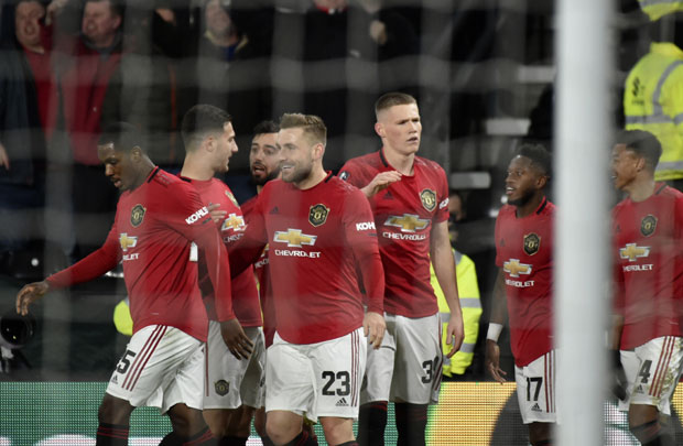 Руни немоћан против бившег клуба, Јунајтед у четвртфиналу ФА Купа