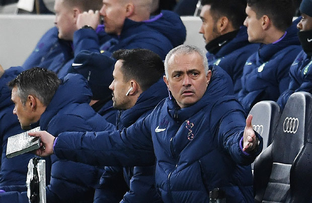 Мурињо као Титаник: Португалац са Тотенхемом нанизао четири пораза, екипа немоћна