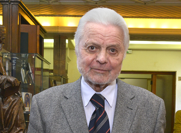 Због Михизових критика смо некада чекали воз: Љубомир Симовић о новим “Шопаловићима”