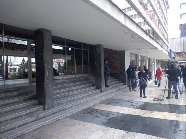 Уместо на суђењу Јутка у кафићу: Судија наложио привођење Јеличића и одложио претрес за 11. март (ВИДЕО)