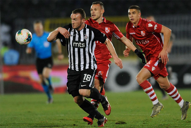 Партизан са креча сломио Раднички: Ивановић “ишчупао” победу (ВИДЕО)