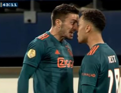 Побеснели Тадић “рибао” саиграча, тренер Тен Хаг стао иза капитена: Таква ствар нам је била потреба у овом тренутку (ВИДЕО)