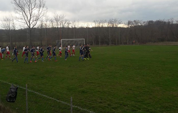 Страва и ужас код Крушевца: Петорица фудбалера пронађена у свлачионици без свести