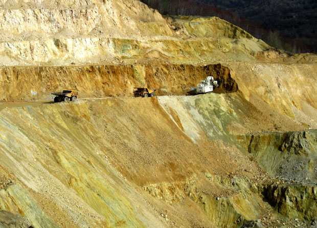 Кинези започели радове на отварању новог рудника бакра и злата код Бора, мештани не дозвољавају