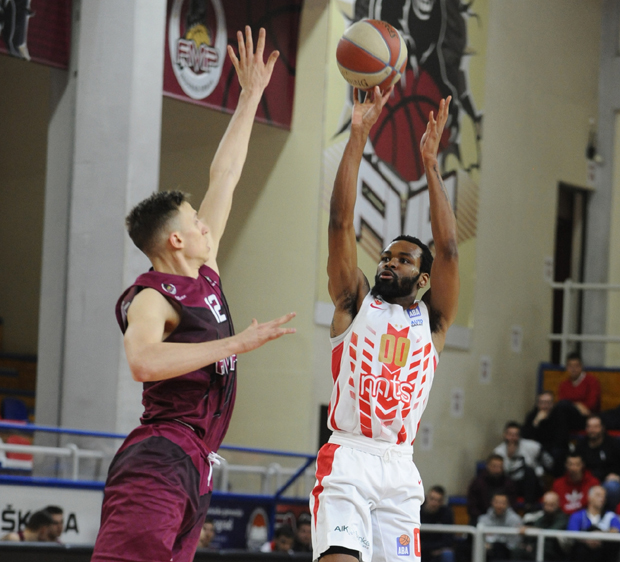 Звезда лако савладала ФМП: Црвено-бели победом у Железнику ставили печат на треће место