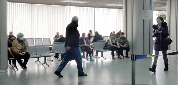 Ово су бројеви телефона које треба да окренете, ако сумњате да сте оболели од корона вируса