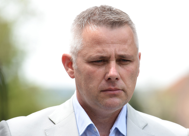 Отац жртве се ломи да ли да сведочи, Јурић га охрабрује: Случај “политичар-педофил” још чека расплет