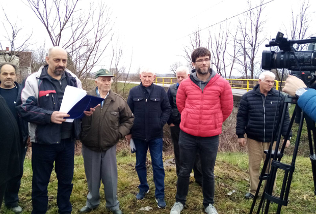 Пре четири године платили за воду, а и даље жедни: Или водовод или назад паре са каматом