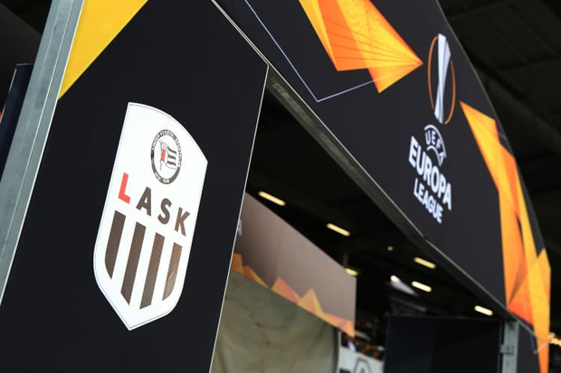 Корона вирус затворио трибине за меч ЛАСК - Манчестер јунајтед