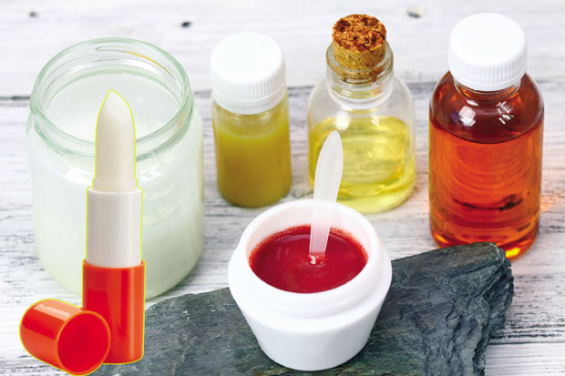 Спречите да вам испуцају усне: Природни балзам који можете сами да направите