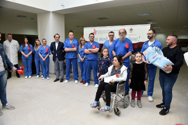 Одлучили смо да спасемо и бебу и мајку: Доктори који су извели чудо у Бањалуци поново у центру пажње