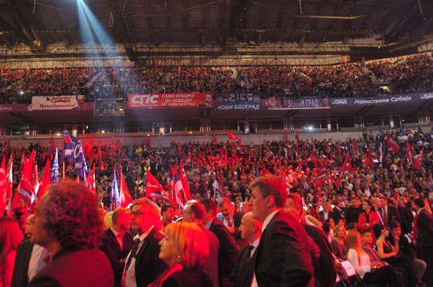 Кампања “у леру” до почетка априла: Партије отказују скупове, промоција се наставља на ТВ и друштвеним мрежама