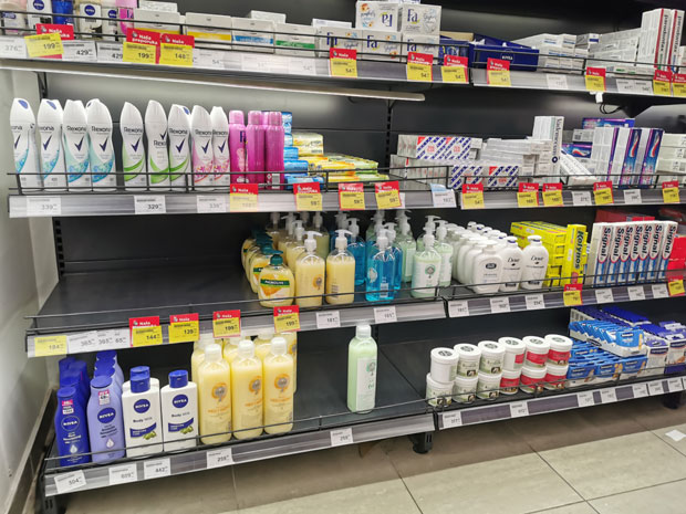 У радњама огромна потражња за средствима за дезинфекцију: Влажне марамице, гелови и алкохол су опустошене