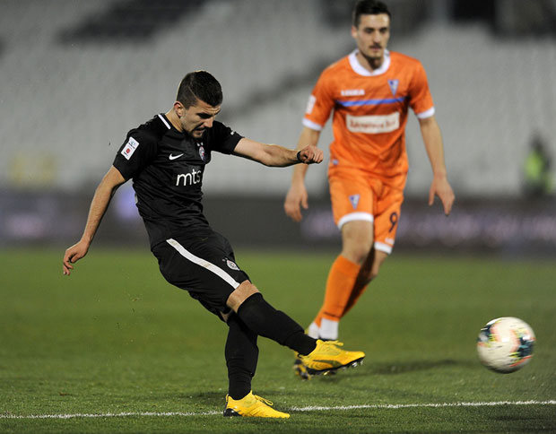 Павловић са два гола најавио кандидатуру за први тим Партизана: Учим од Суме и Натха