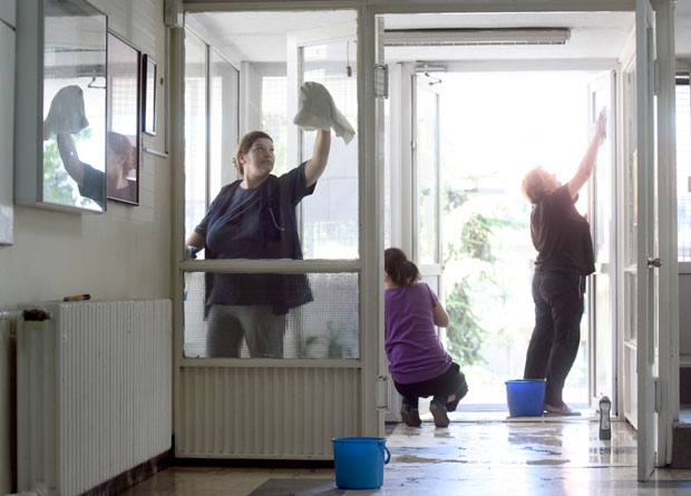 Корона повећала цене дезинфекције у Београду: Чисте до 100 динара по квадрату