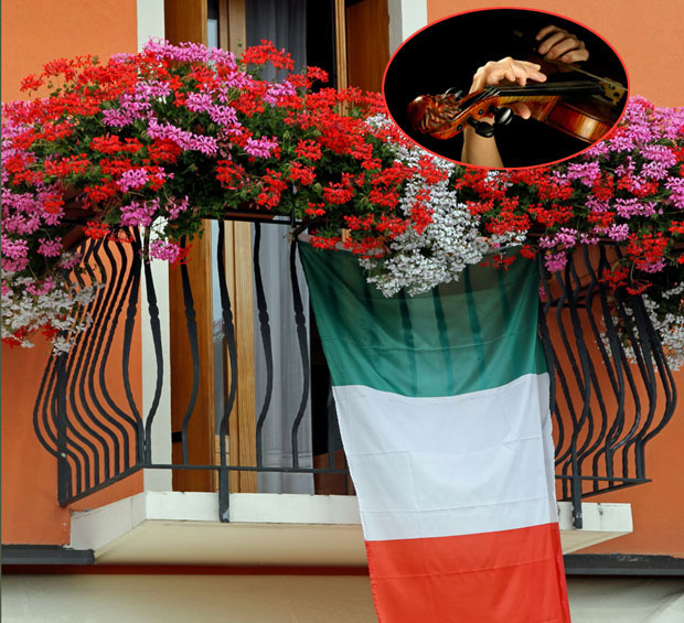 Зараза их не спречава да забављају суграђане: Музичари са балкона широм Италије свирају упркос корони