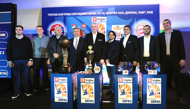 Од неколико операција колена до најмлађег српског тренера: Вучковић о свом путу до места стратега Радничког са Црвеног крста, утакмици са Звездом, плановима