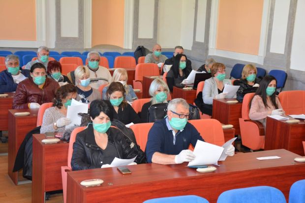 Одборници под маскама: Седница зајечарског парламента одржана у ванредним условима