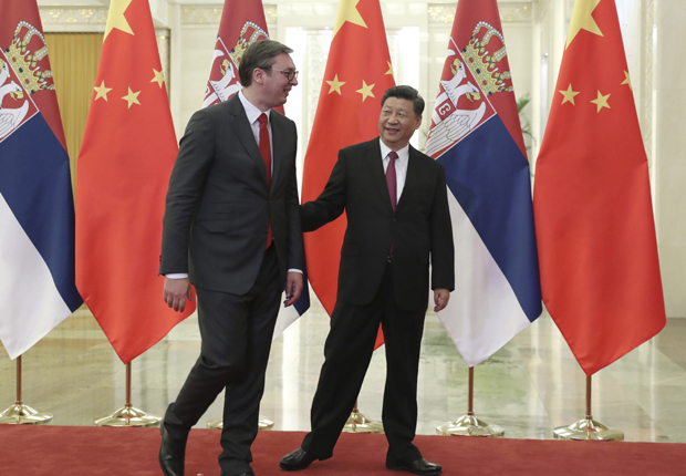 НОВОСТИ САЗНАЈУ: Кинези шаљу Србији лекаре за борбу против короне