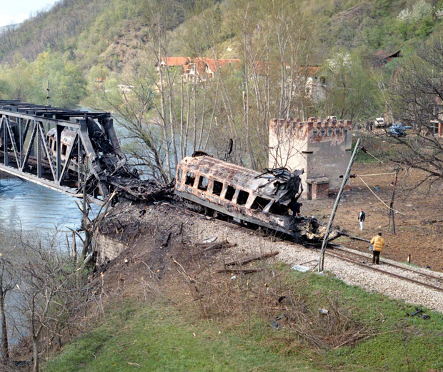 Не дајте Нобела за мир НАТО савезу