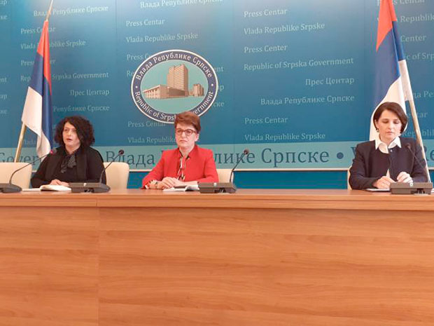 Министарка финансија РС: НЕЋЕ бити смањења плата у Српској