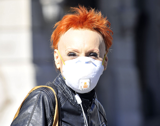 Доктор Кон открио: Ево ко треба да носи маску и у којим ситуацијама је она неопходна