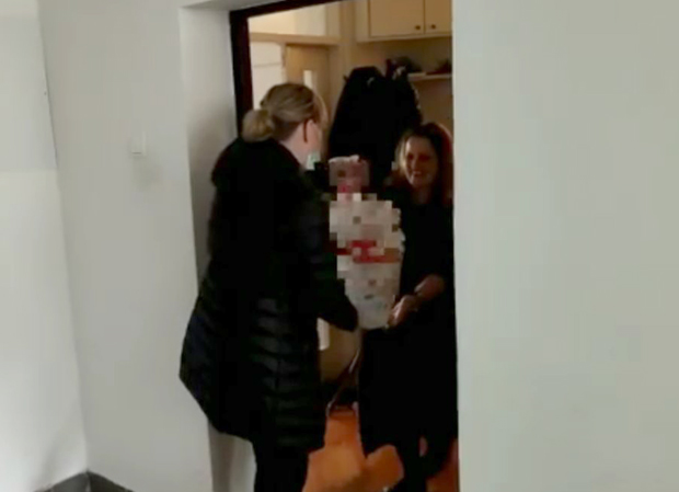 Волонтери за 300.000 људи. Помоћ најстаријим суграђанима 