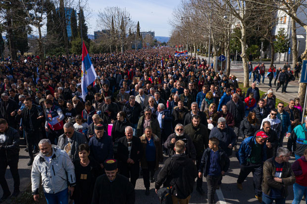 И преговори са СПЦ у карантину: Влада Црне Горе одложила наставак најављеног експертског дијалога о спорном закону 