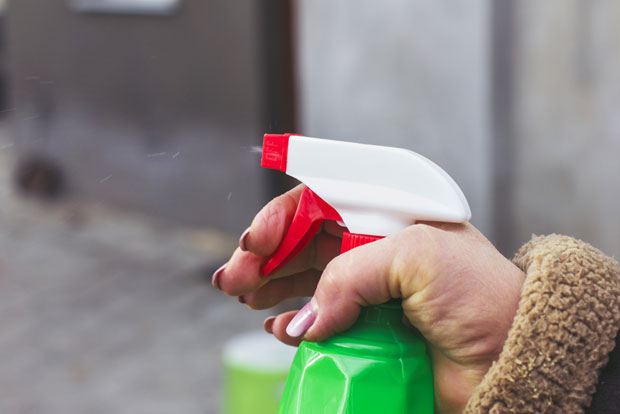 Обезбеђена дезинфекциона средства за јавни превоз и такси у Београду