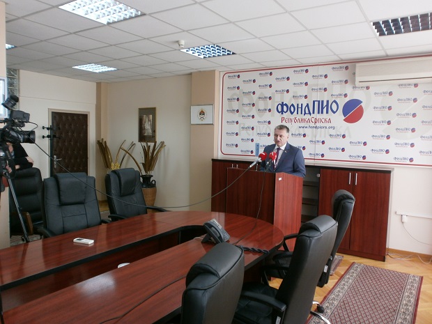 ПИО Фонд затворио просторије у Бијељини, ево шта пензионери треба да раде