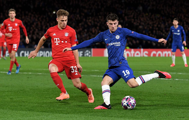 Млади фудбалер Челсија прекршио правила и изашао из изолације: Маунта мали фудбал коштао 220.000 евра!