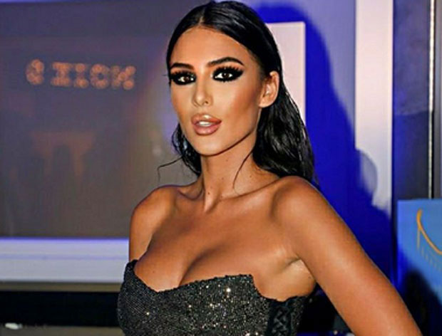 Анастасија Ражнатовић поштује ванредно стање: Остала код куће и објавила селфи без трунке шминке (ФОТО)