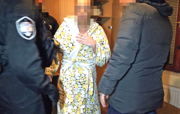 Оптужница против припадника две криминалне групе: Посредовали у проституцији
