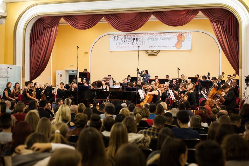 Нисам пренела корону члановима Симфонијског оркестра, негативна сам на вирус: Новостима се јавила оперска певачица Драгана Молес