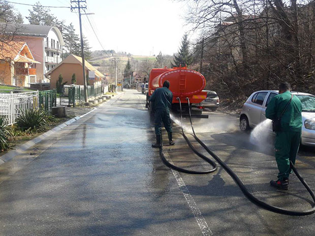 У Книћу од сутра дезинфекција најпрометнијих улица и школа