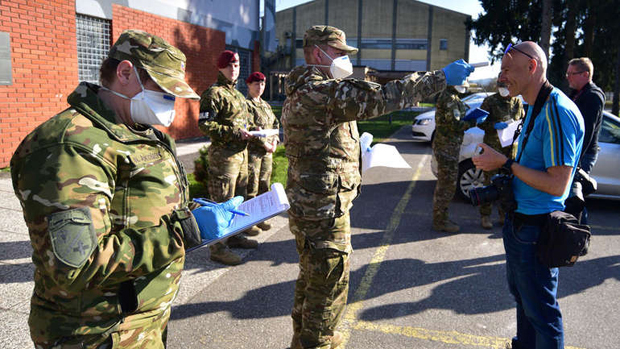 Казна 400 евра: У Словенији од поноћи забрана кретања на јавним местима