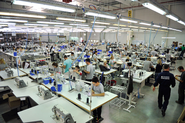 У Оџацима вирус корона празни хале, синдикати тврде: За 2.000 запослених није обезбеђена заштита