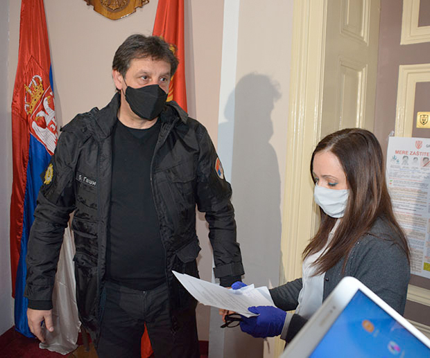 Крушевац набавио уређај за прављење натријум хипохлорита који ће снабдети пола Србије: Гашић после састанка са кризним штабом (ФОТО+ВИДЕО)