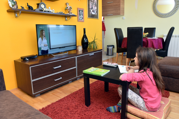 Онлајн настава на два канала Јавног сервиса и РТС Планети: Лекције од понедељка и за средњошколце