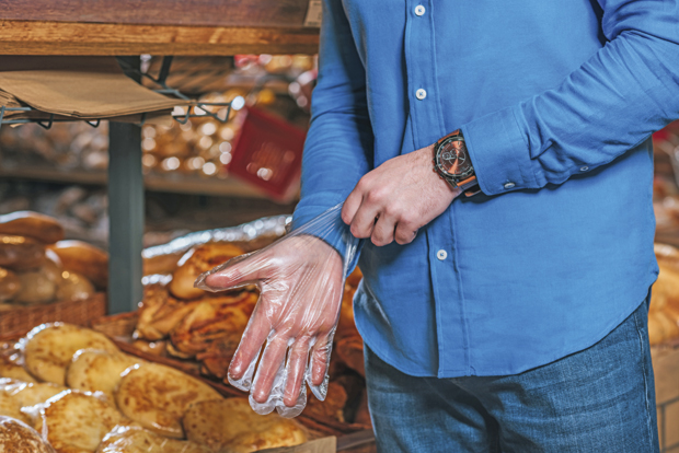 У куповину идите рано и сами, не додирујте све намирнице