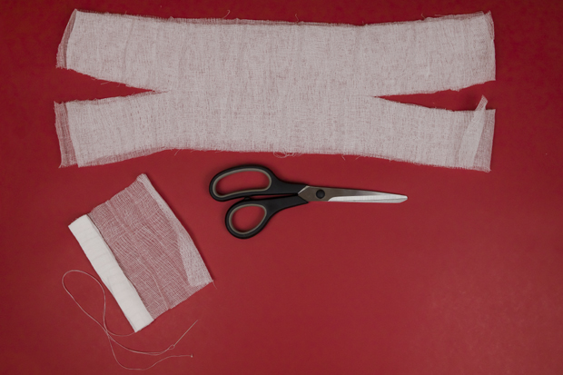 Како да сами направите маску: Искористите приручна средства