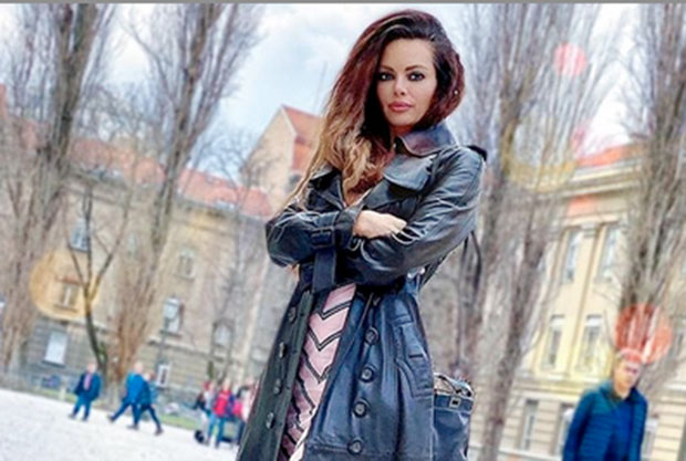 Николина Пишек истрчала са породицом на улицу пре него што се урушио део куће током разорног земљотреса у Загребу (ФОТО)