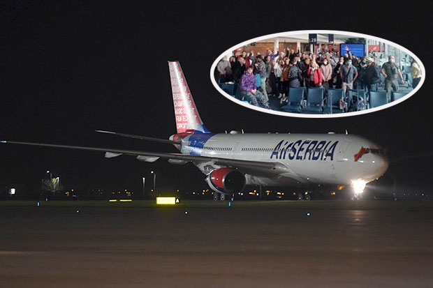 Српски држављани заточени у Паризу коначно одахнули: Почела евакуација наших грађана с Аеродрома Шарл де Гол