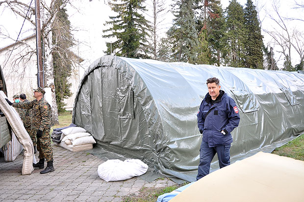 Спрема се шаторски карантин на Рачи за 50 особа 